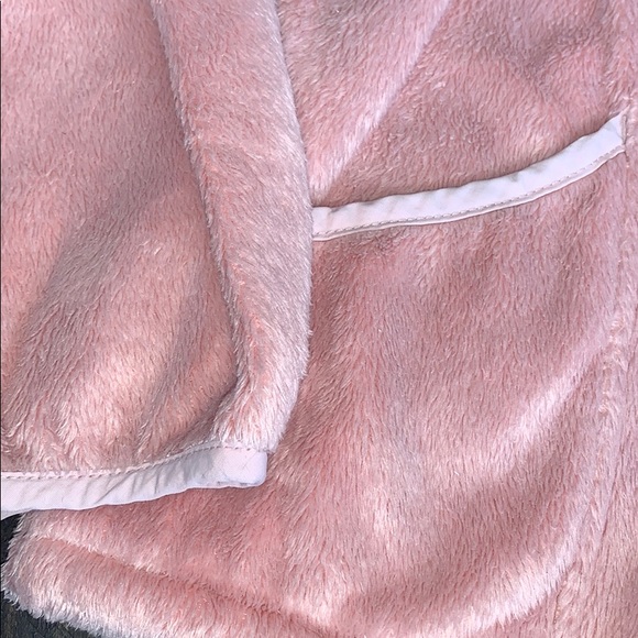 3/$27 EUC Fuzzy jacket - Picture 2 of 3